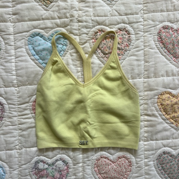 Set Active Pale Yellow Sculpt Flex Ribbed V bra (Size xs/s) - Picture 9 of 9